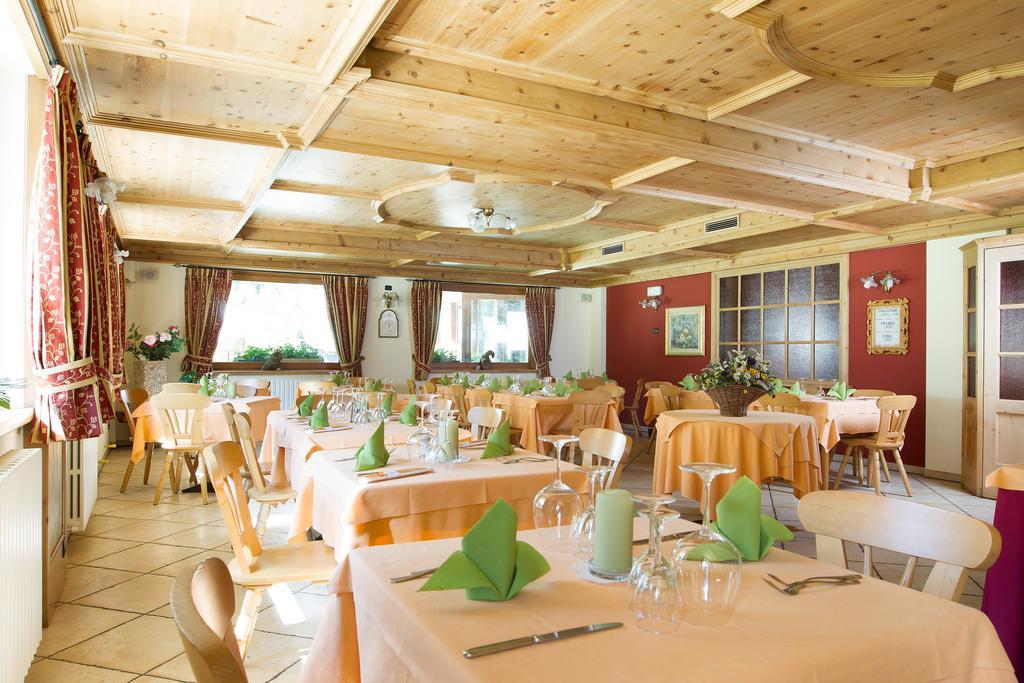 Hotel Cevedale Santa Caterina Valfurva Exterior photo