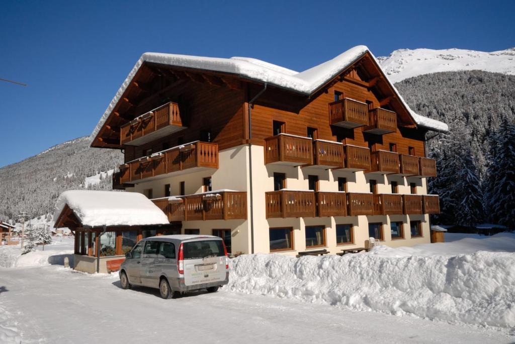 Hotel Cevedale Santa Caterina Valfurva Exterior photo